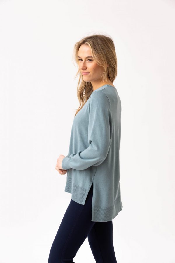 Marble 7530 Relaxed fit round neck sweater with high low hem - Image 2