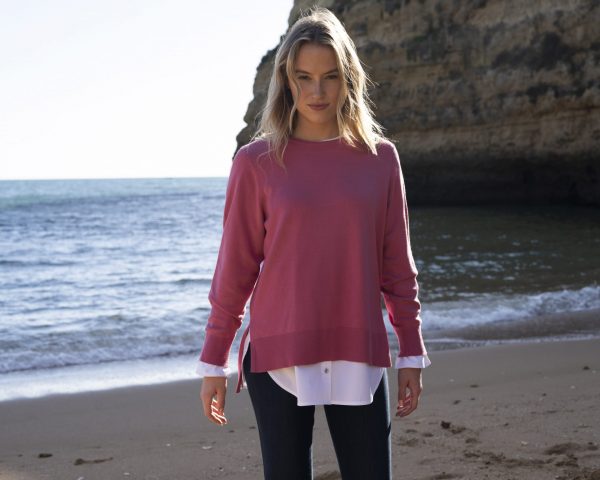 Marble 7530 Relaxed fit round neck sweater with high low hem