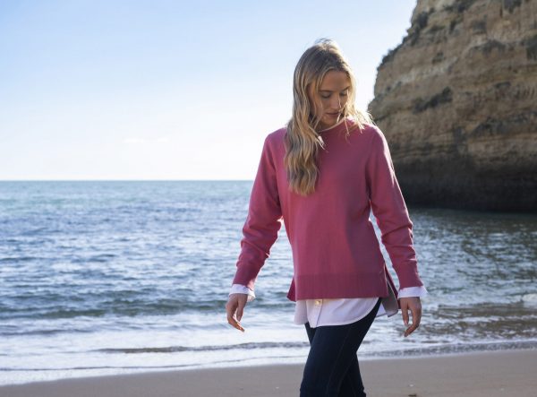Marble 7530 Relaxed fit round neck sweater with high low hem - Image 6