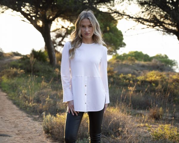 Marble 8147 Round neck relaxed fit top with shirt tail and exaggerated cuff - Image 5