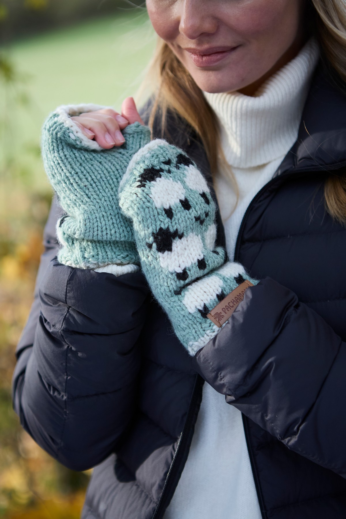 Pachamama Sheep Handwarmers - Merino Wool - Image 2