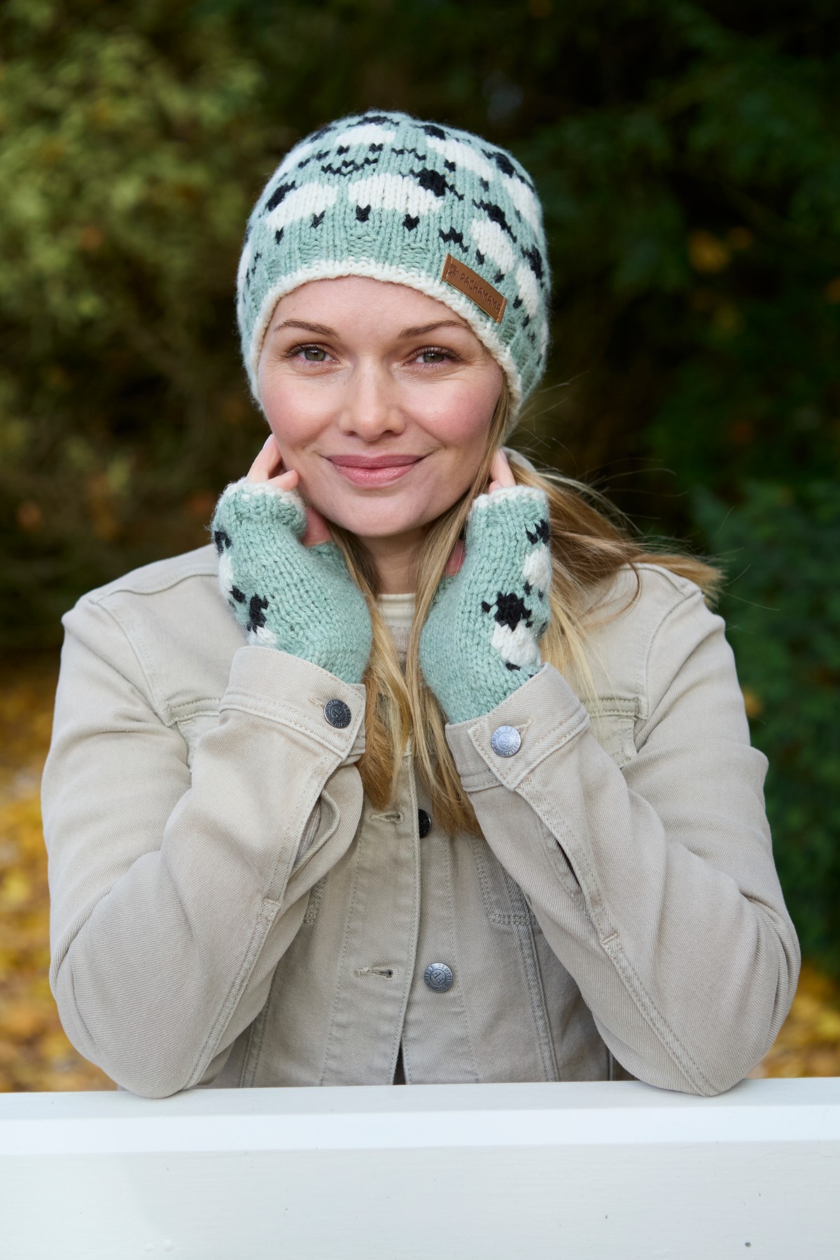 Pachamama Sheep Handwarmers - Merino Wool - Image 7